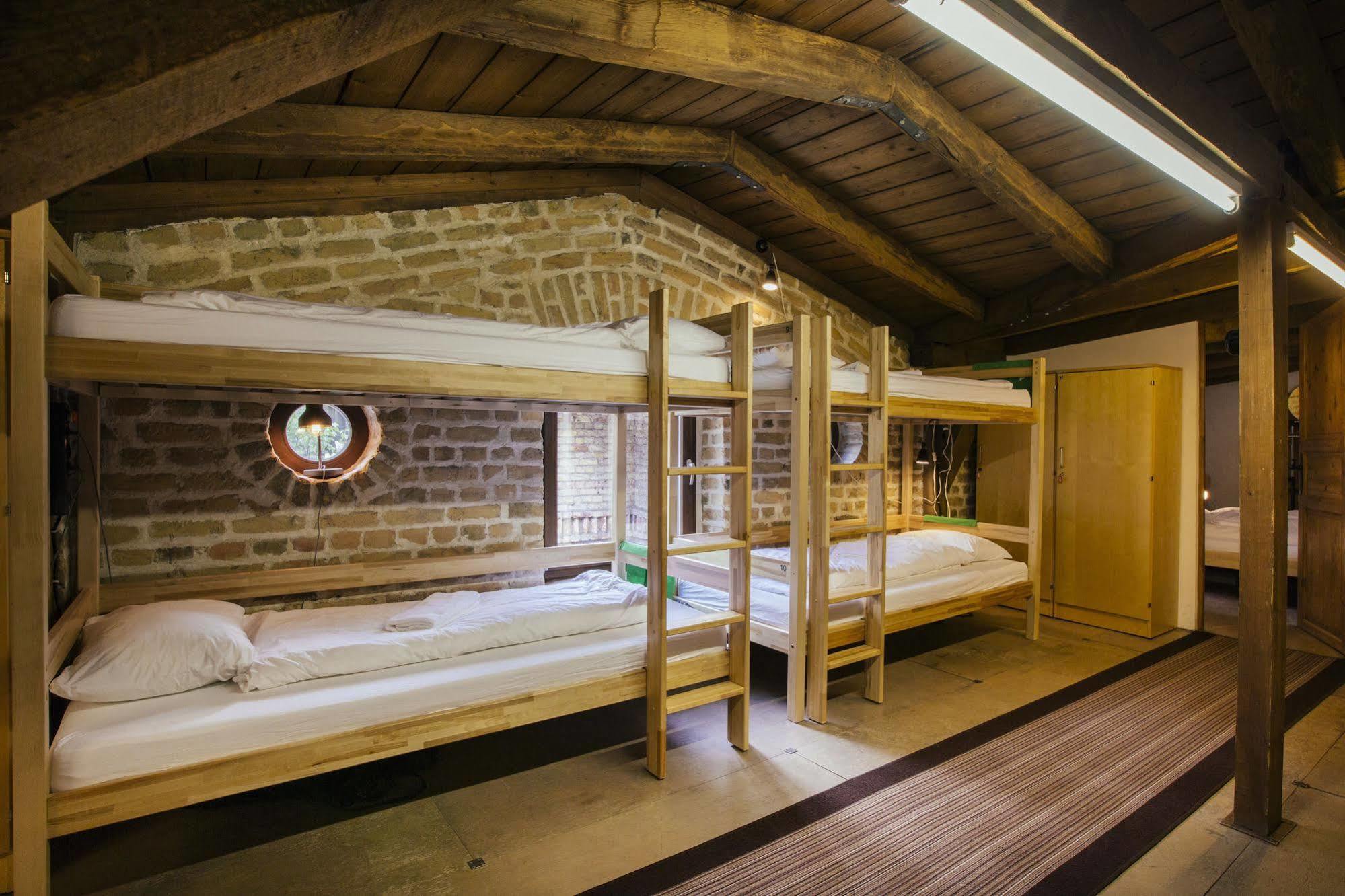 Amalienhof Guesthouse Riga Kültér fotó